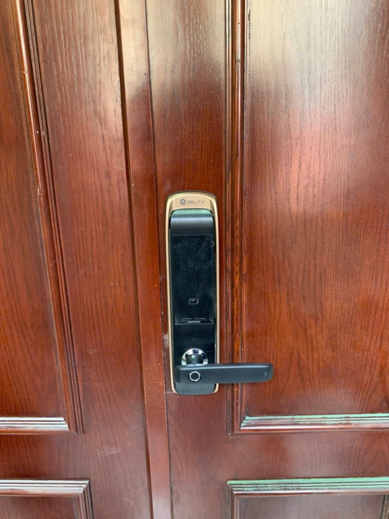 Khóa Cửa Vân Tay Không Nhận Diện