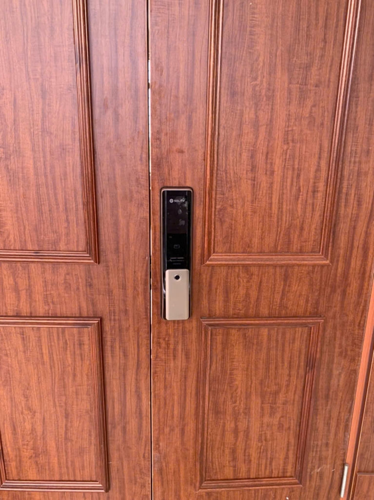 Khóa Cửa Vân Tay Cho Nhà Phố