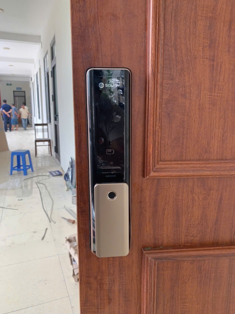 Khóa Cửa Vân Tay Cho Nhà Phố
