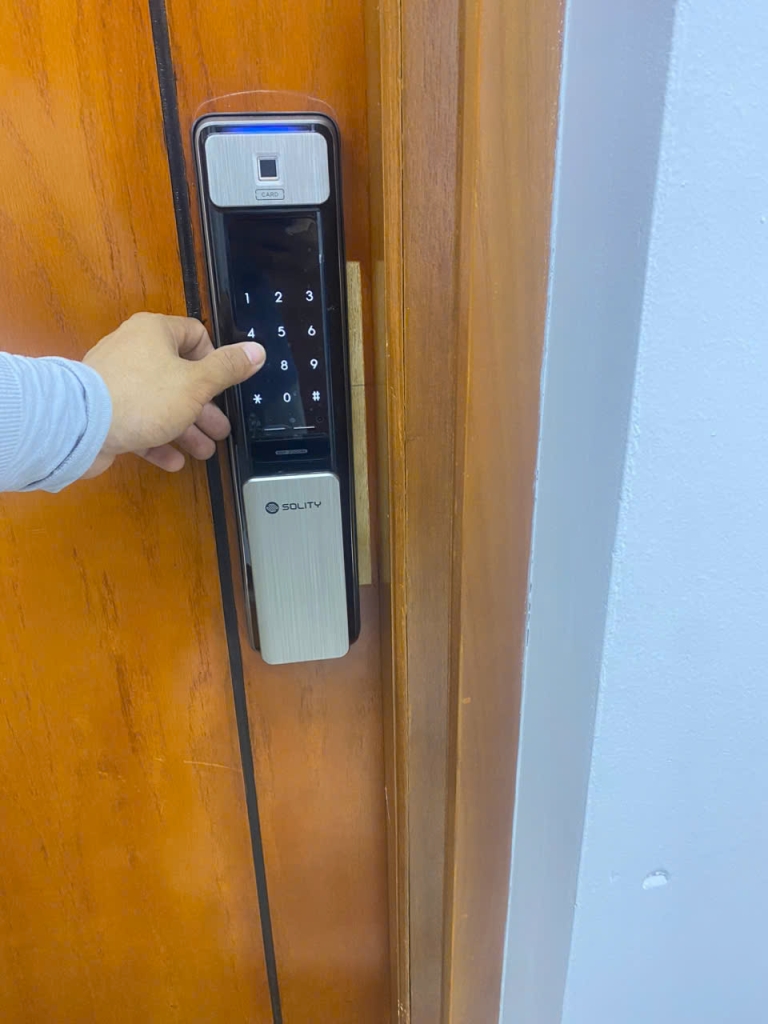 Khóa Cửa Vân Tay Không Nhận Diện