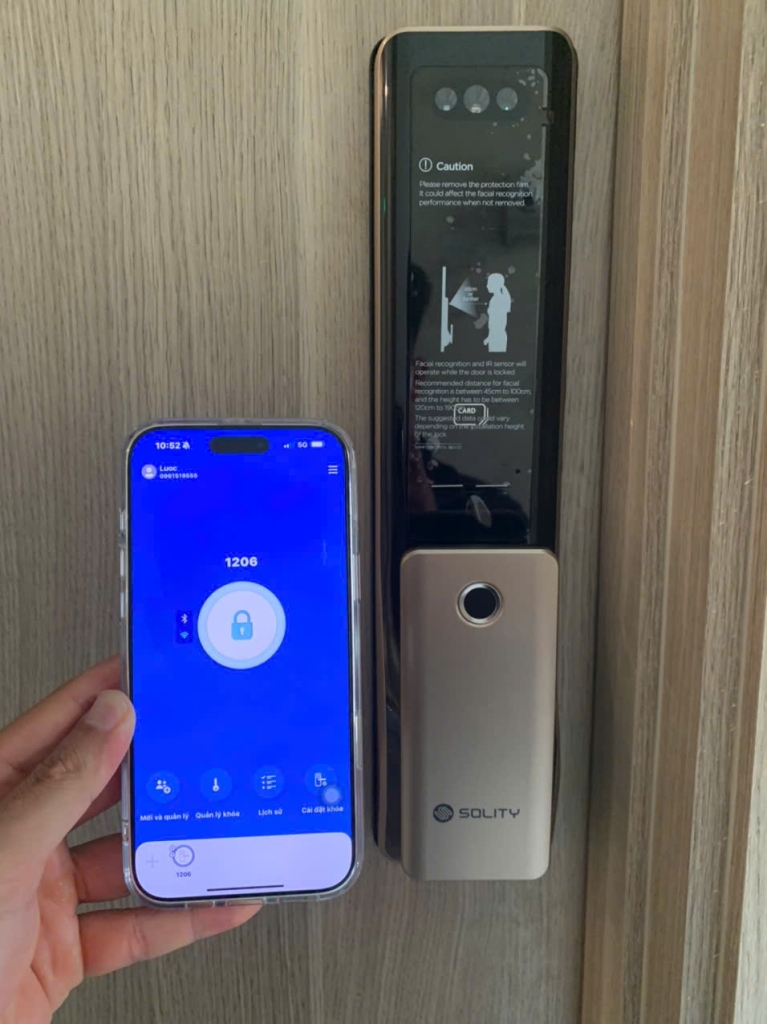 Khóa Cửa Vân Tay Chất Lượng Cao