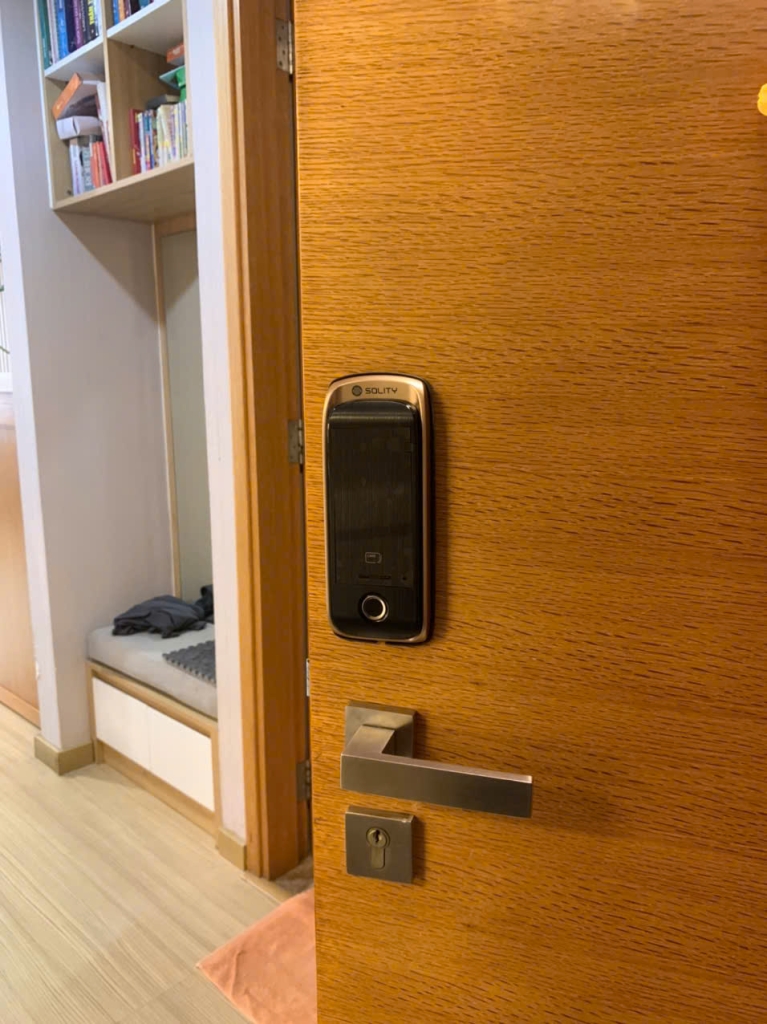 Khóa Vân Tay Hết Pin