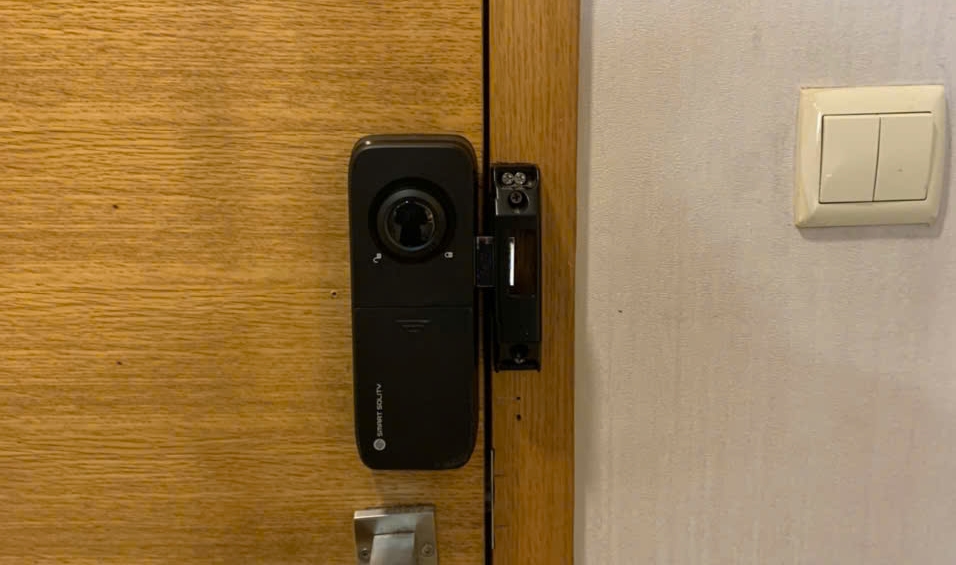 Khóa Cửa Vân Tay