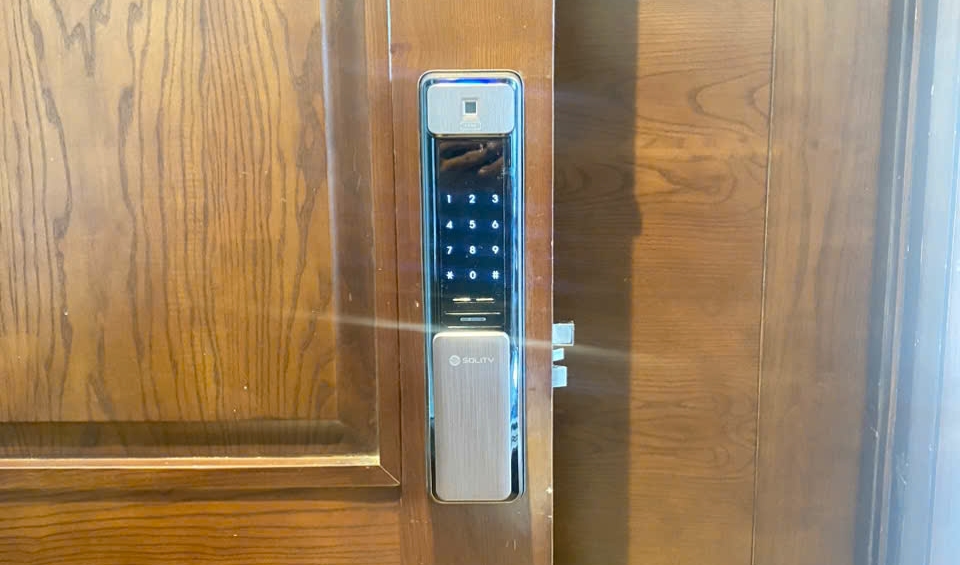 Khóa Vân Tay Cửa Thông Minh