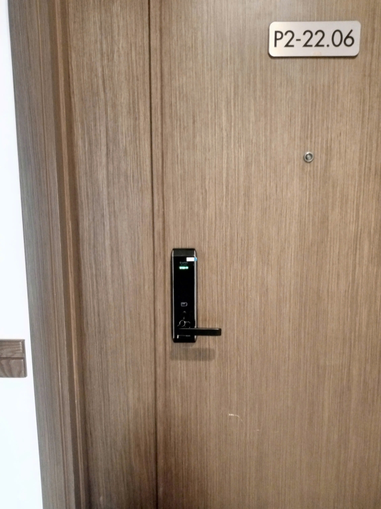 khóa cửa vân tay