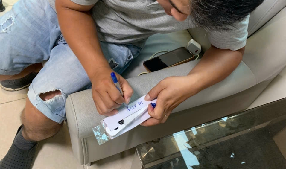 khóa cửa vân tay