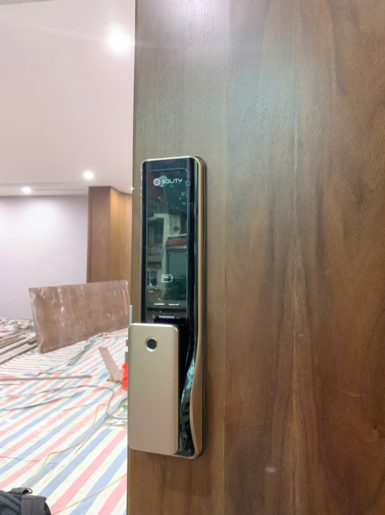 Khóa Cửa Vân Tay