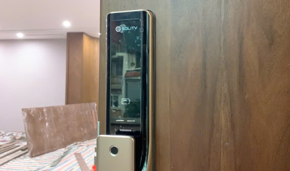 Khóa Cửa Vân Tay