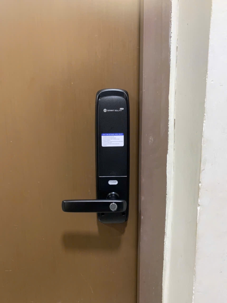 Khóa Cửa Vân Tay