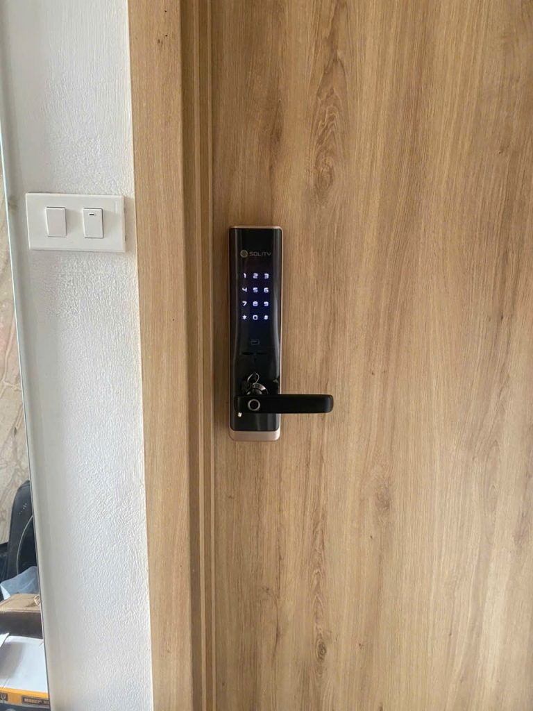 Khóa Cửa Vân Tay