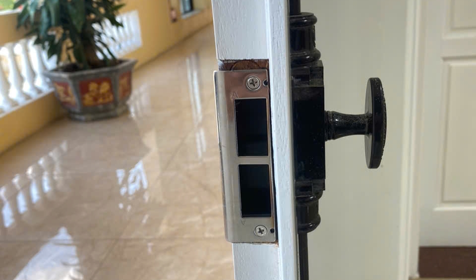 Khóa Cửa Vân Tay