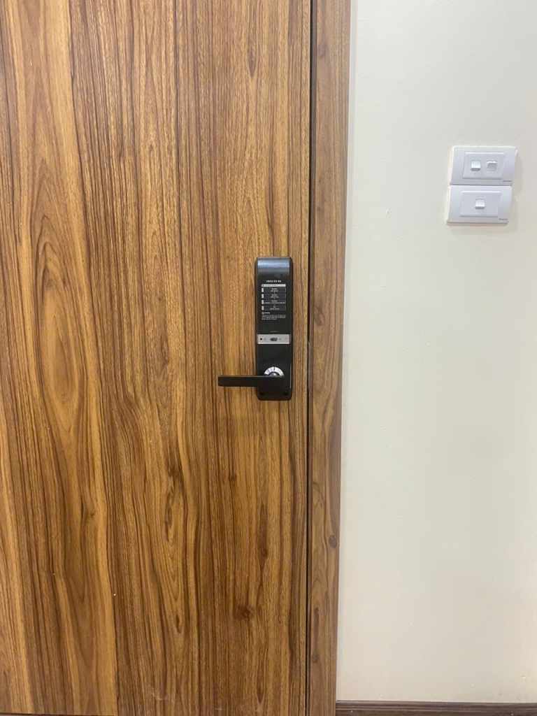 Khóa Cửa Vân Tay