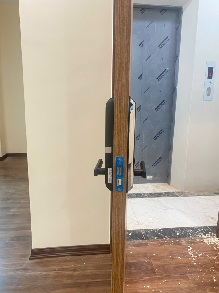 Khóa Cửa Vân Tay