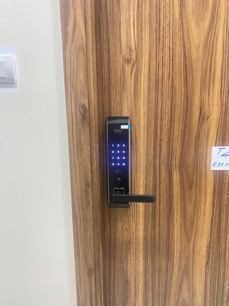 Khóa Cửa Vân Tay