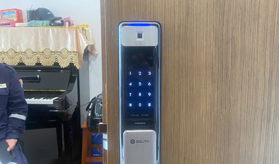 Khóa Cửa Vân Tay