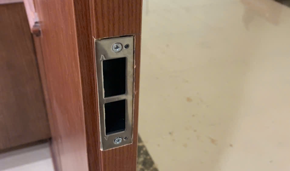 Khóa Cửa Vân Tay Cao Cấp