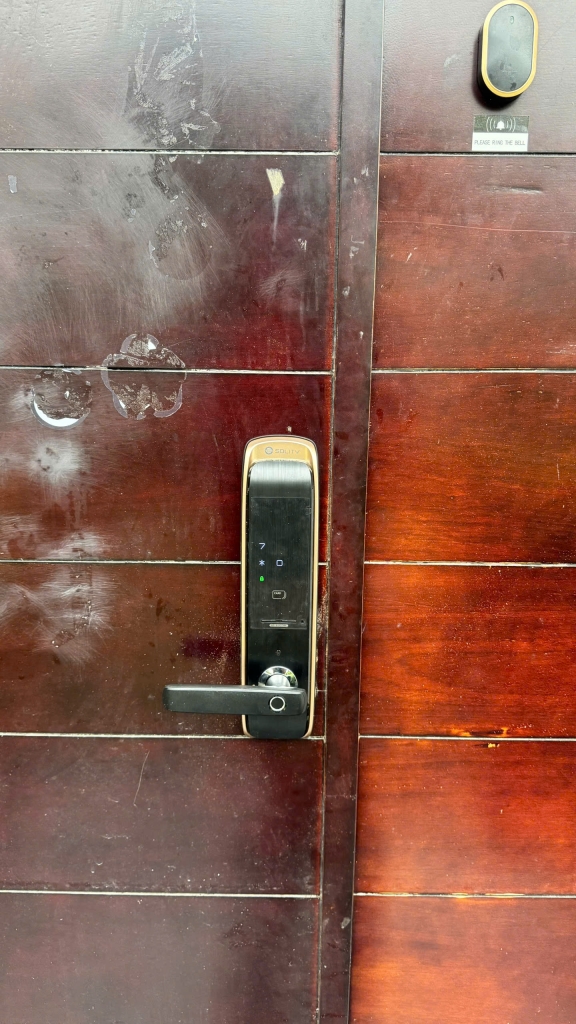 Khóa Vân Tay cho cửa cổng, ngoài trời