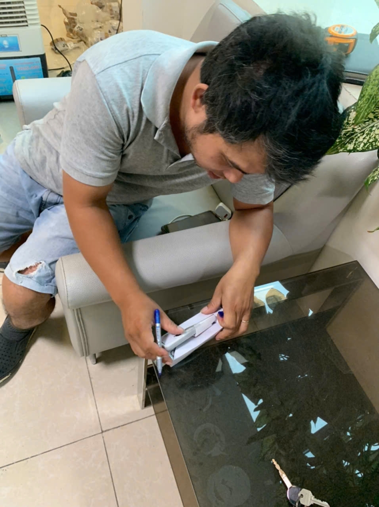 khóa cửa vân tay