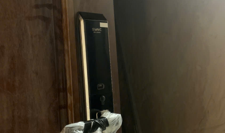 khóa cửa vân tay