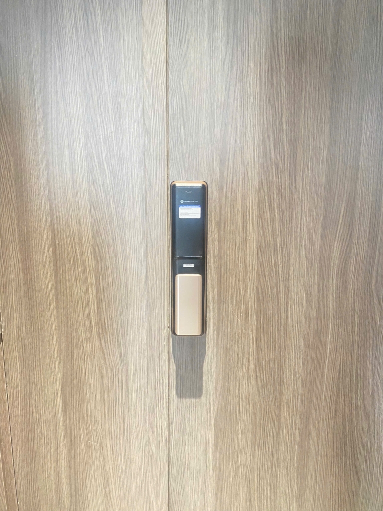 Khóa Cửa Thông Minh